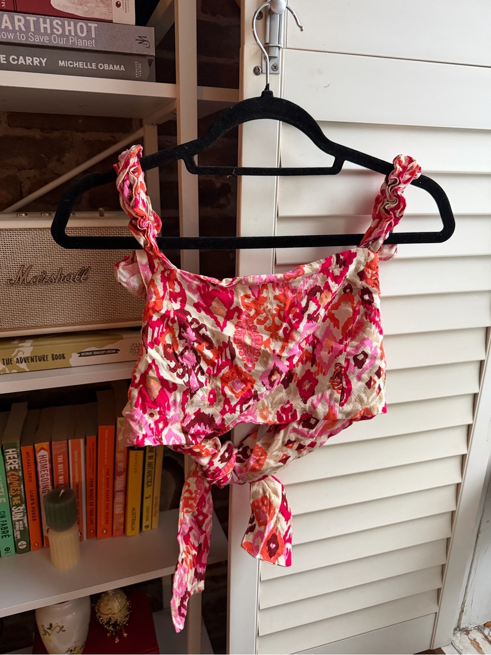 Tie-Front Printed Crop Top in Pink & Orange